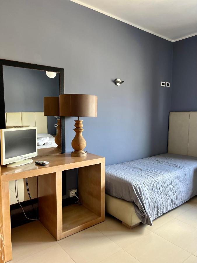 Allakala Rooms & Apartament パレルモ エクステリア 写真